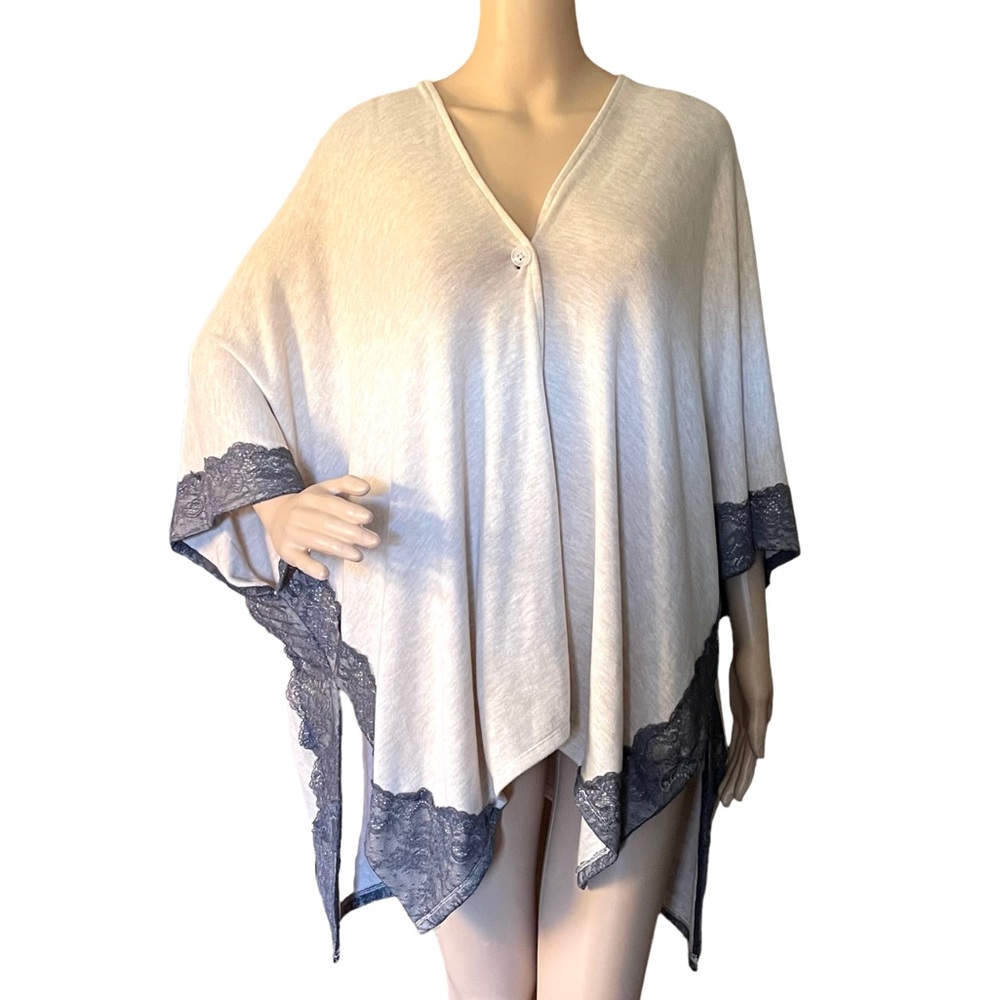 SOFT & COZY OS oatmeal ivory batwing cape gray lace poncho kimono sweater